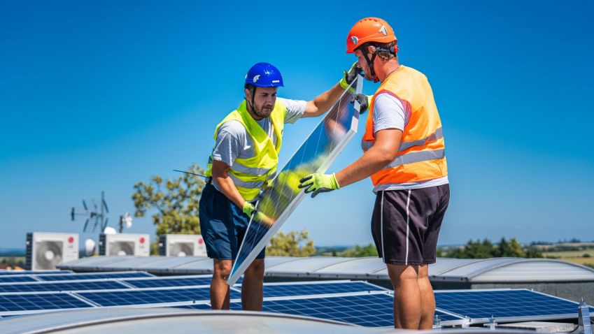 Den s S-Power - Realizace fotovoltaické elektrárny