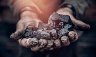Dostupnost a ceny černého uhlí - jeho pozice na trhu