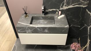 Koupelny plné inspirace - Hledáte atypické vybavení vašeho interiéru? Víme, kde vyrábí designové kousky dle přání zákazníka