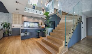 Jak se staví moderní dřevostavba krok za krokem