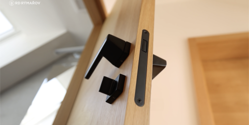 Jak se vyrábí interiérové dveře RD Rýmařov? Kvalita začíná už v rámu.