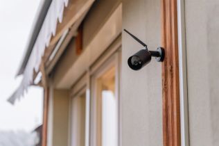 Jak si před dovolenou zabezpečit domácnost?