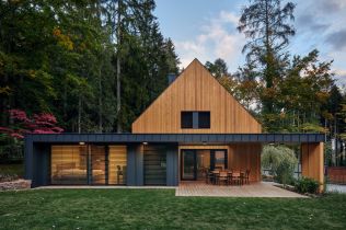 Jaké jsou nejoblíbenější venkovní žaluzie? Rozhoduje hlavně barva a tvar lamely