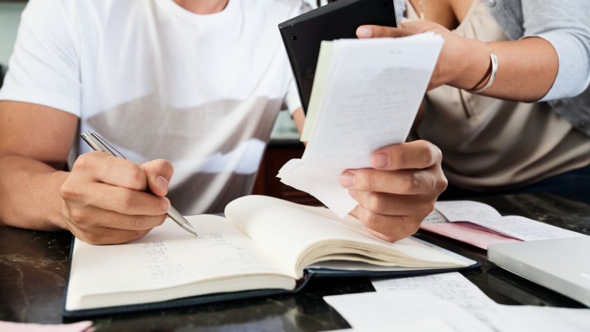 Končí levné fixace. Tisícům domácností se prodraží splátky hypoték