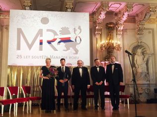 Manažer roku: Cenu za inovace pro soběstačné domy převzal Pavel Podruh 