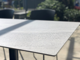 Keramická stolová deska