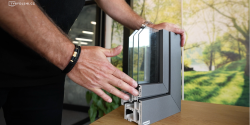 Plastová okna s výhodami hliníku: Jak je to možné?