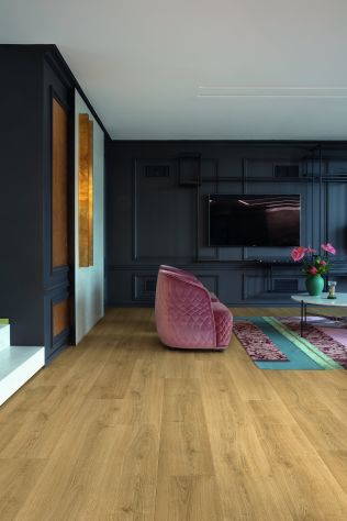 I malé místnosti mohou působit dojmem luxusu, pokud do nich zakomponujeme tmavé barvy