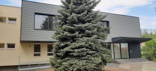 Přístavby ze dřeva zvyšují kapacity českých škol 