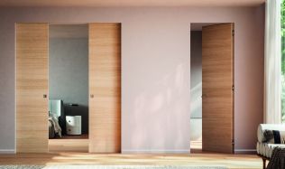 Proč a kdy jsou dveře na míru ideální volba