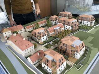 Z chátrajícího statku se stane moderní bydlení s technologiemi i tradicemi