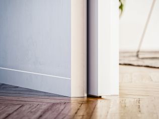 Skrytá soklová lišta: malý detail, který udělá velký rozdíl