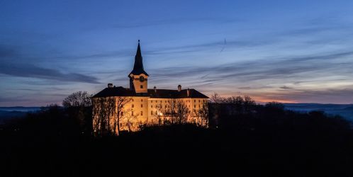 Stavba není sen 11 - 1. díl - Zámek Zelená Hora dostává novou šanci. Místní patrioti vrátí život jedné z ikon české historie.