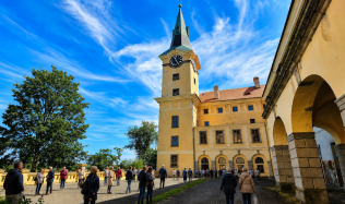 Stavba není sen 11 - Zelená Hora ožívá. Noví majitelé zámku představují vize budoucnosti a dobrovolníci pomáhají s obnovou