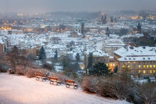 Vánoční kouzlo: Architektonická procházka srdcem Prahy i zajímavé tipy na vánoční dárky