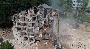 Chátrající skvosty - VIDEO: Podívejte se, jak jde bývalý hotel Skalka k zemi