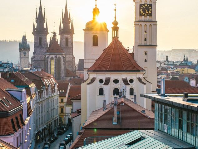 Z Pražských stavebních předpisů zmizí požadavek na oslunění bytu. Stačit bude denní světlo