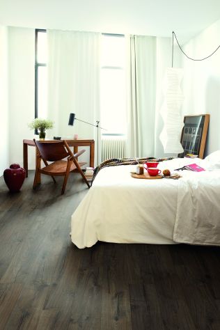 Zařizujete malý byt? Polovinu úspěchu zajistí vhodně zvolená podlaha 