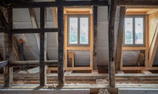 Zdravý krov a správné zateplení. Jak postupovat, aby dům dlouhodobě fungoval